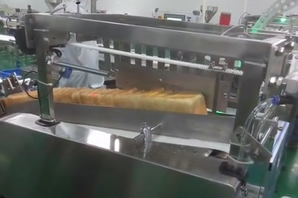 全自动吐司片夹心机