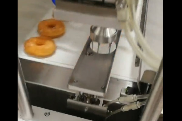 甜甜圈理料注心机